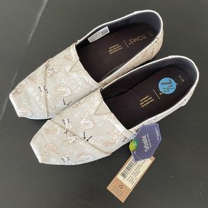 Ladies TOMS shoes